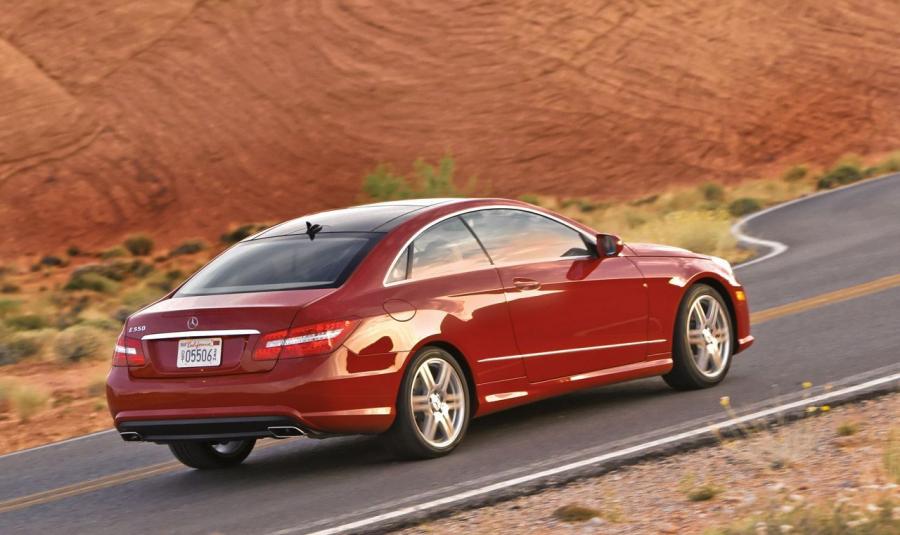  Mercedes-Benz E-Class Coupe 2012 года  (фото 3 из 9)